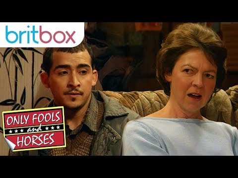 Belfi i Zlorf pokusavaju da prošvercuju Gamera